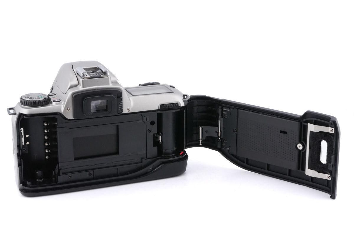 Nikon F65