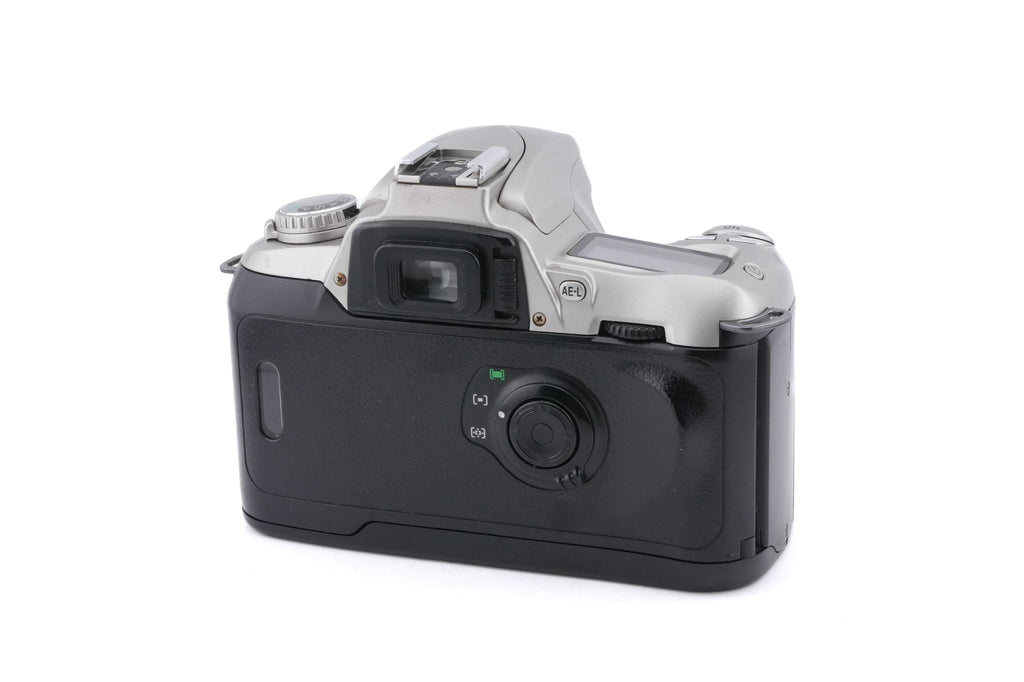 Nikon F75