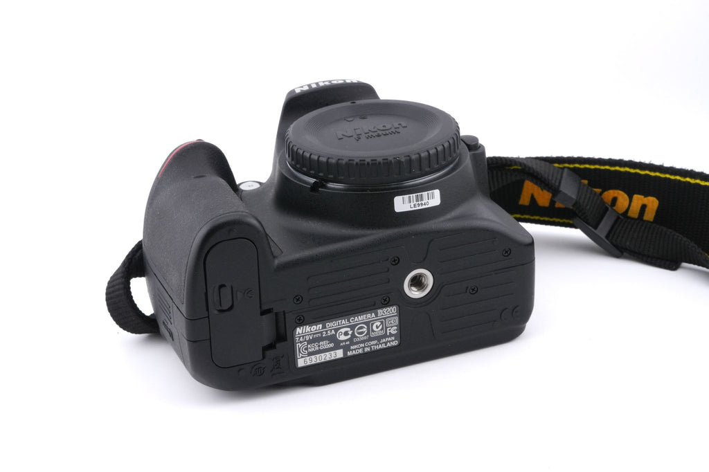 Nikon D3200