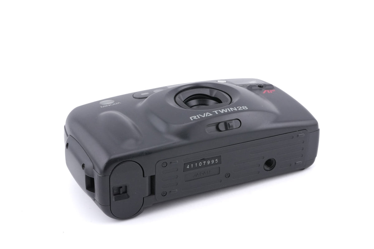 Minolta Riva Twin 28
