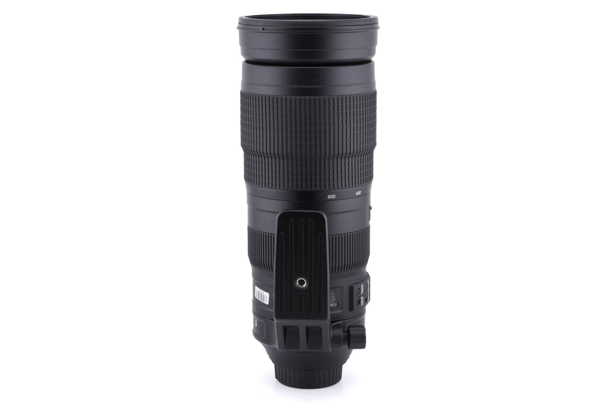 Nikon 200-500mm f5.6 AF-S Nikkor E ED VR + Lens Case CL-L1