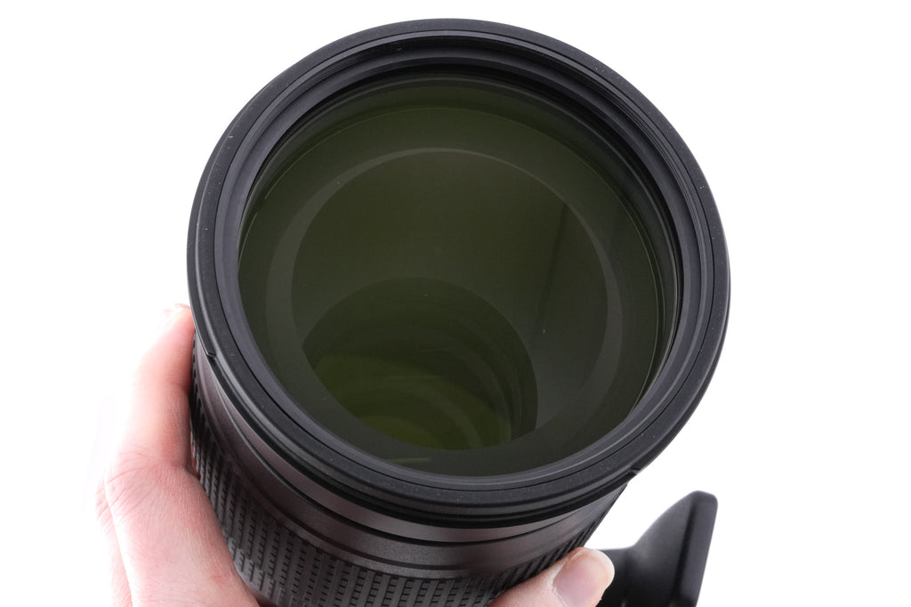 Nikon 200-500mm f5.6 AF-S Nikkor E ED VR + Lens Case CL-L1
