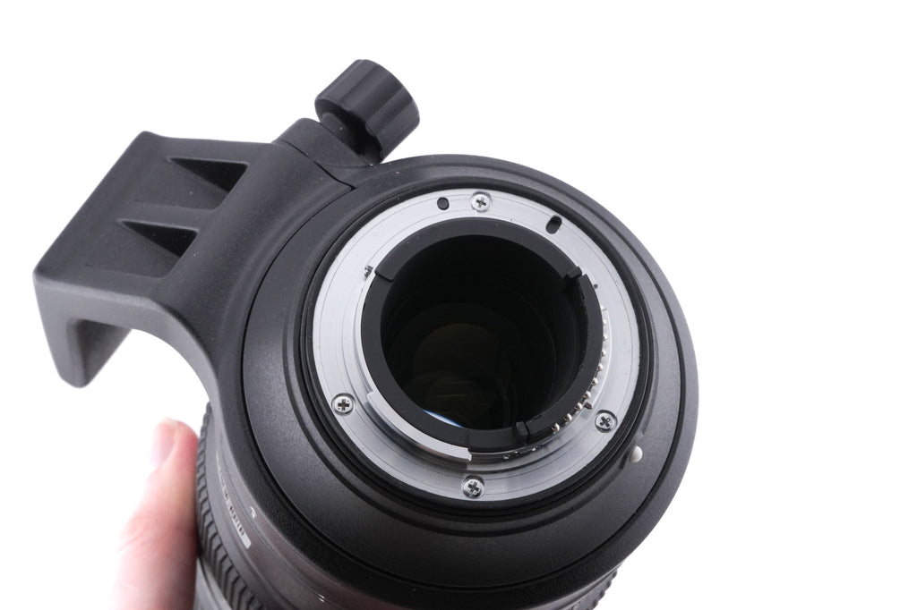 Nikon 200-500mm f5.6 AF-S Nikkor E ED VR + Lens Case CL-L1