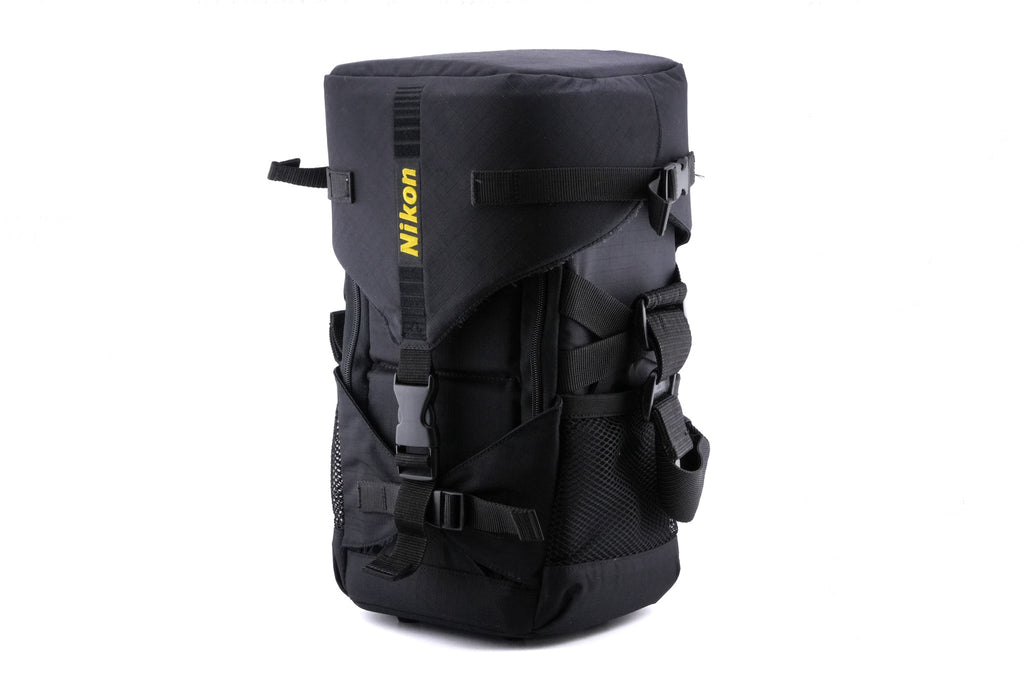 Nikon 200-500mm f5.6 AF-S Nikkor E ED VR + Lens Case CL-L1