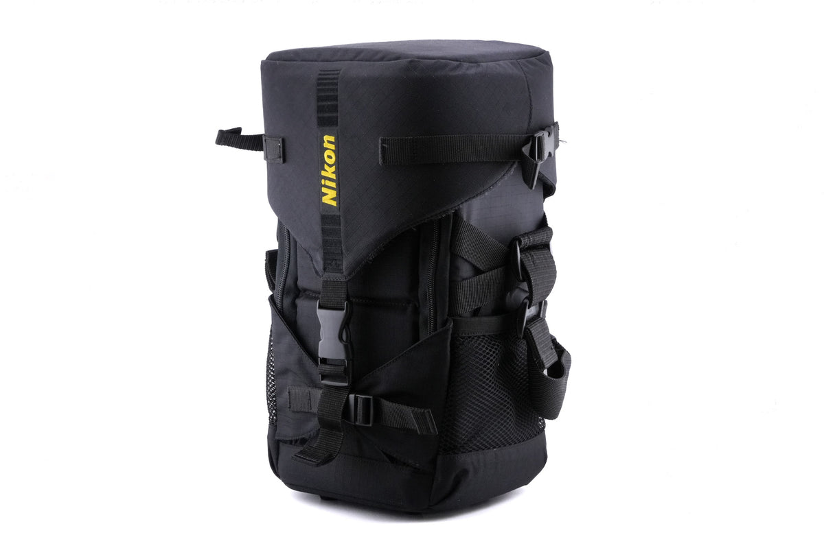 Nikon 200-500mm f5.6 AF-S Nikkor E ED VR + Lens Case CL-L1
