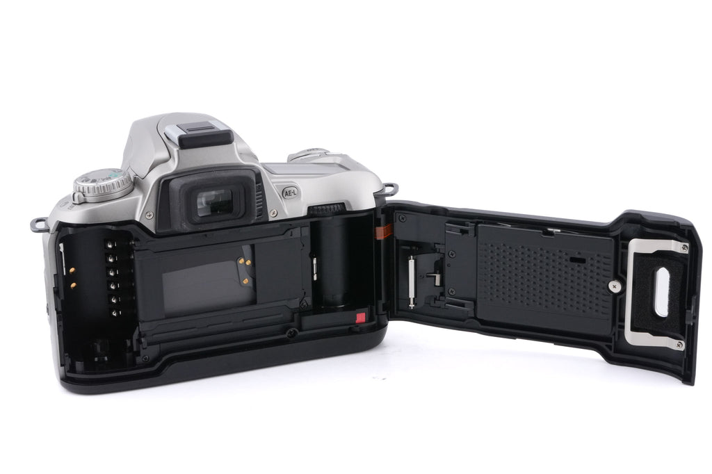 Nikon F75