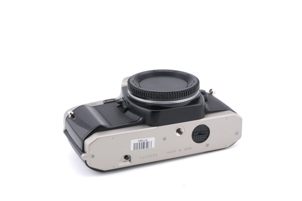 Nikon FE10