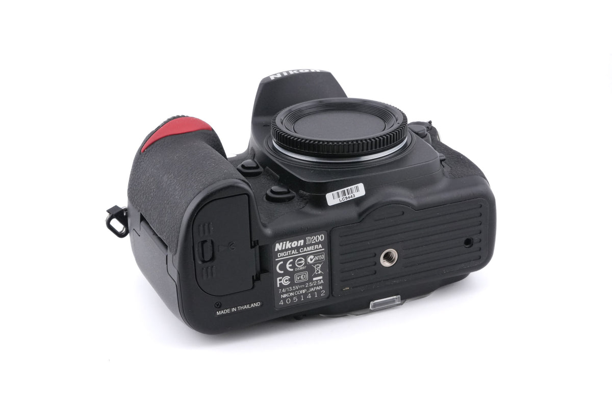 Nikon D200