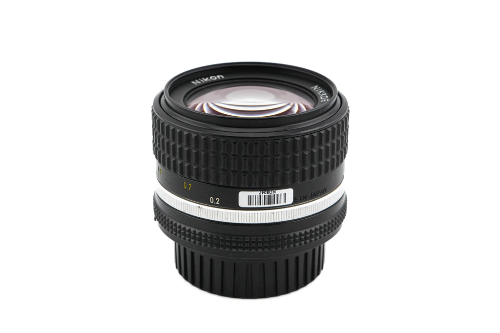 Nikon 28mm f2.8 Nikkor AI-S