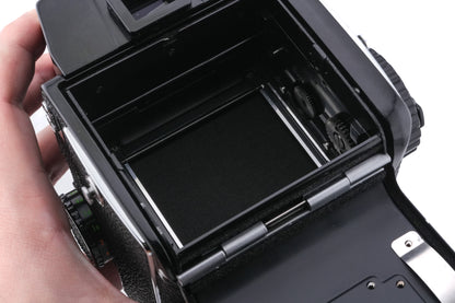 Mamiya M645 + 80mm f2.8 Sekor C + PD Prism Finder S + 120 Roll Film Insert