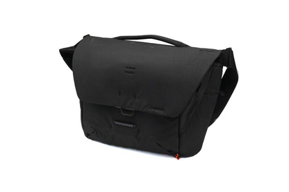 Peak Design Everyday Messenger 13L