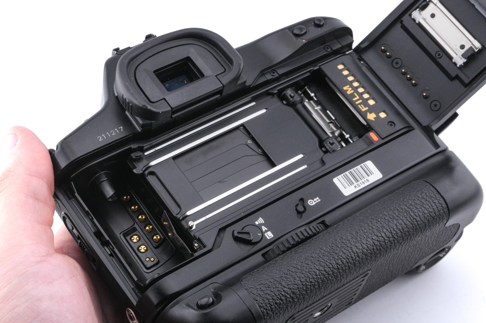 Canon　EOS-1N Canon EOS-1N w/ PowerDrive Booster E1 - LeZot Camera | Sales and