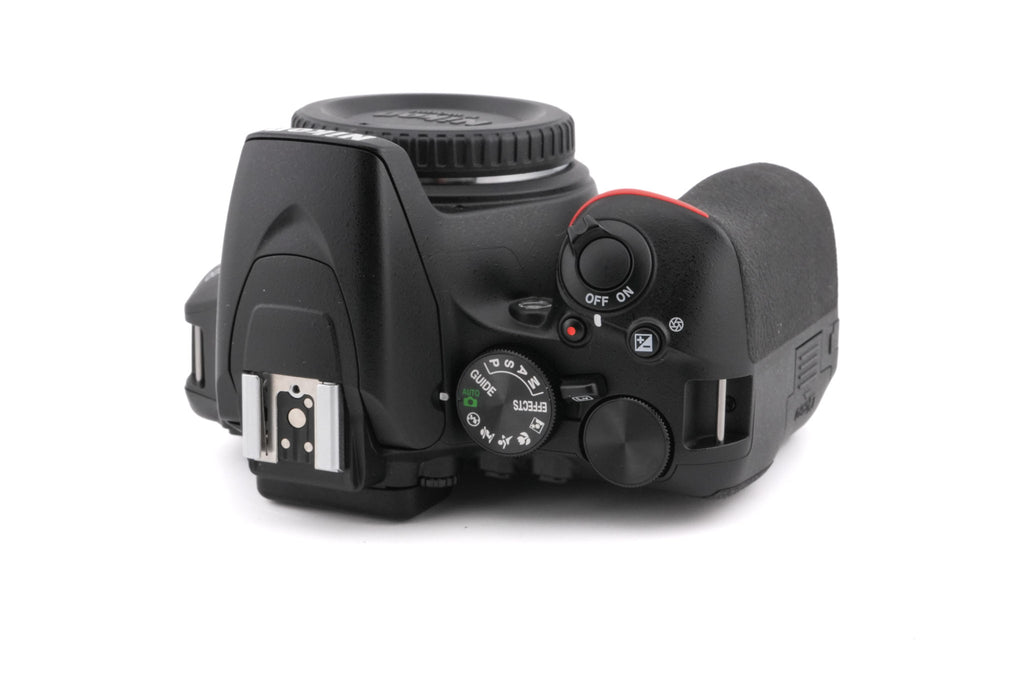 Nikon D3500