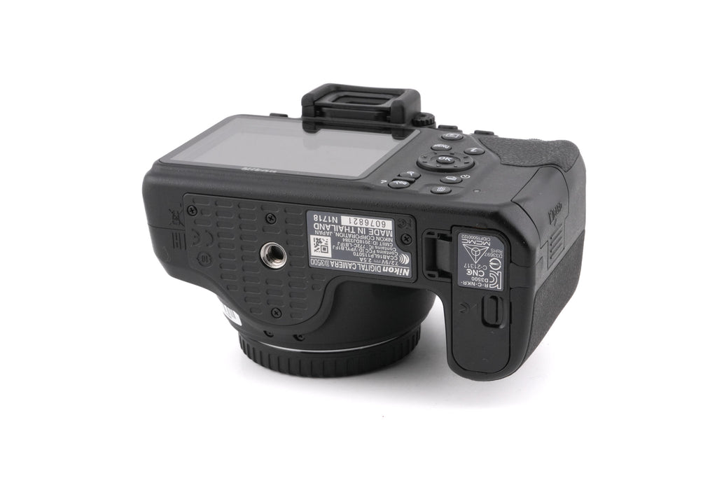 Nikon D3500