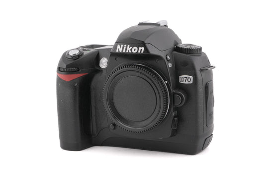 Nikon D70