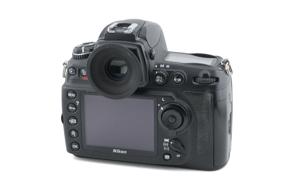 Nikon D700