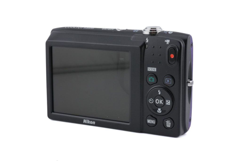 Nikon Coolpix S2600