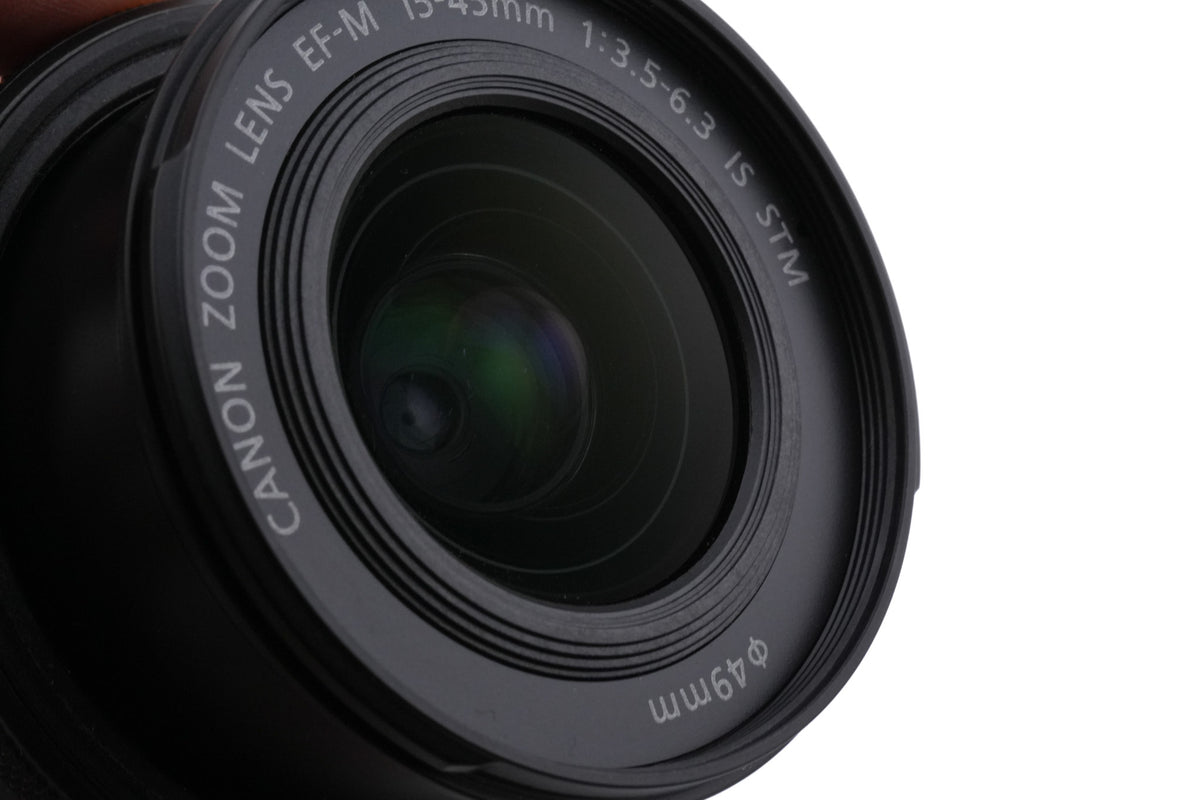 Canon 15-45mm f3.5-6.3 IS STM