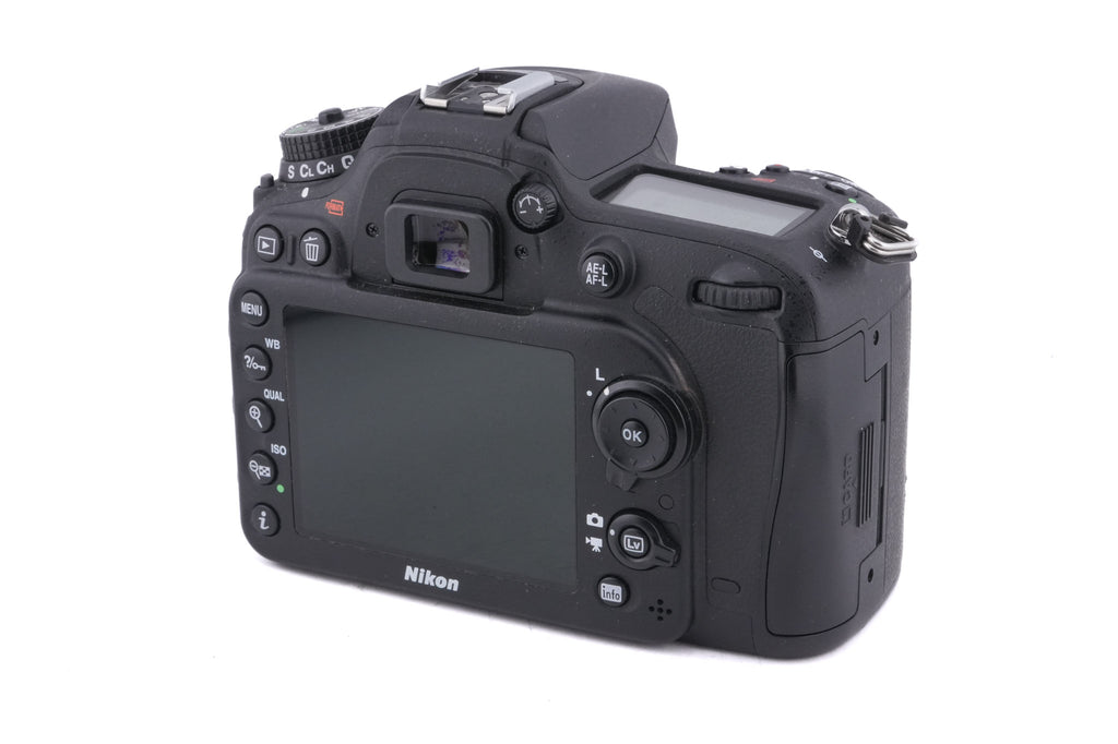 Nikon D7100