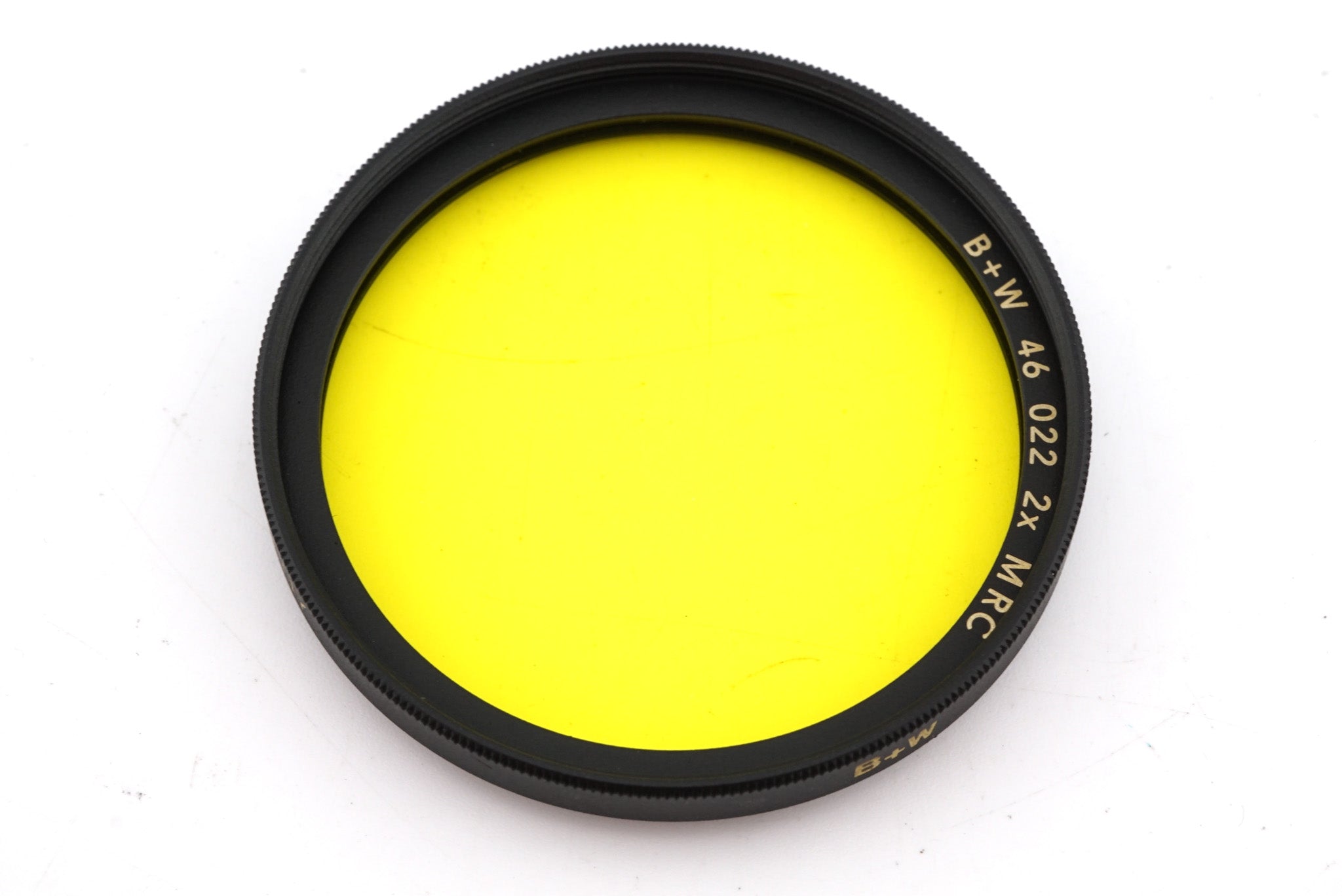 B+W 46mm Yellow Filter 2x MRC (022) - Accessory