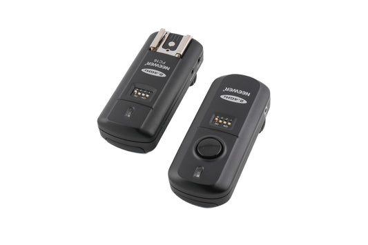 Neewer FC-16 Wireless Flash Trigger - Accessory
