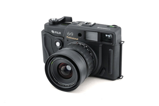 Fuji GSW690 III Professional - Camera