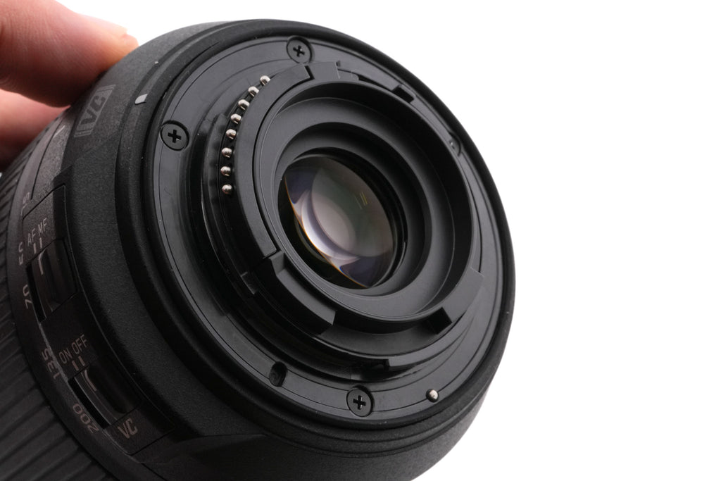 Tamron 18-200mm f3.5-6.3 Di II VC