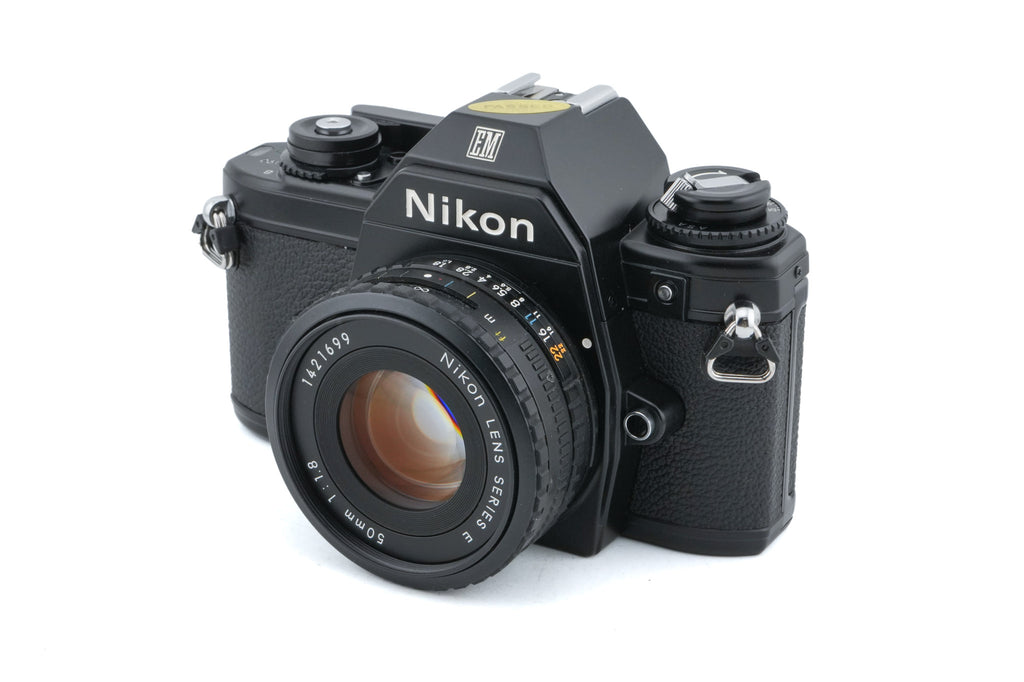 Nikon EM + 50mm f1.8 Series E