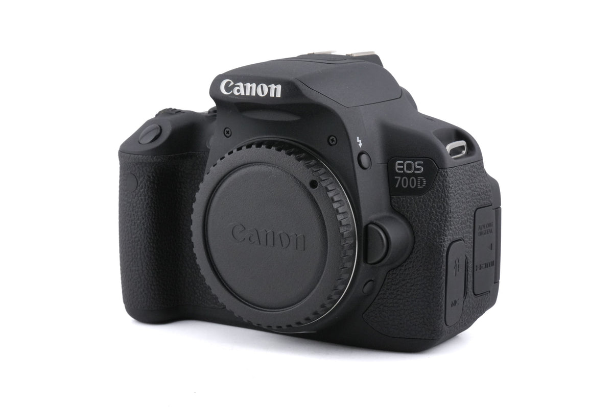 Canon EOS 700D