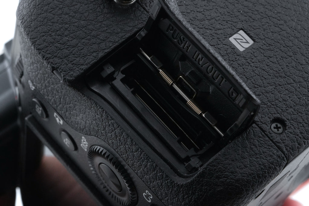 Sony Cyber-Shot DSC-RX10 IV