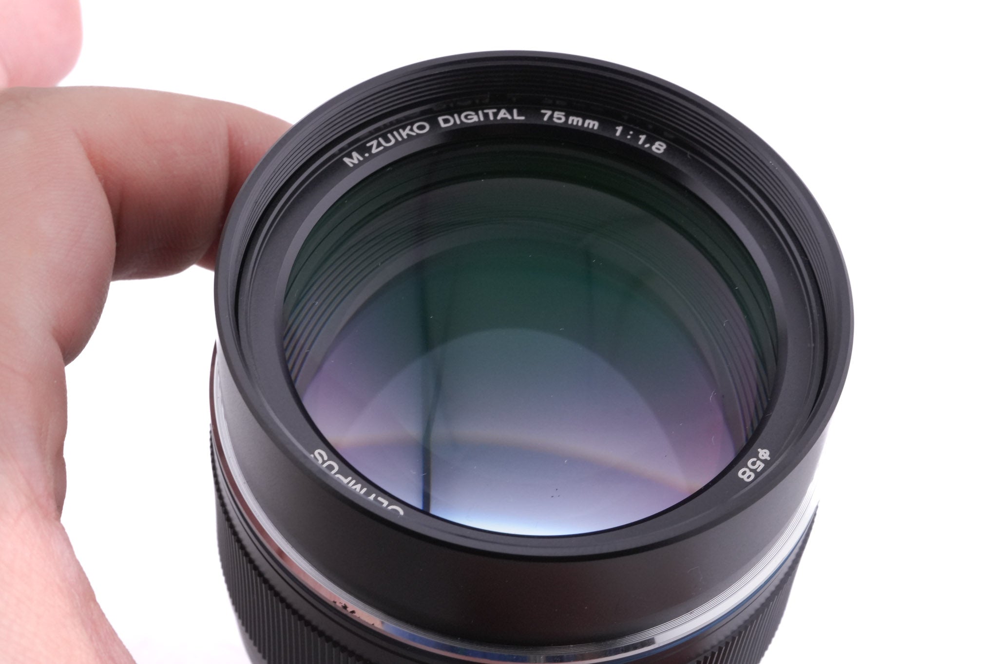 Olympus 75mm f1.8 M.Zuiko Digital ED MSC