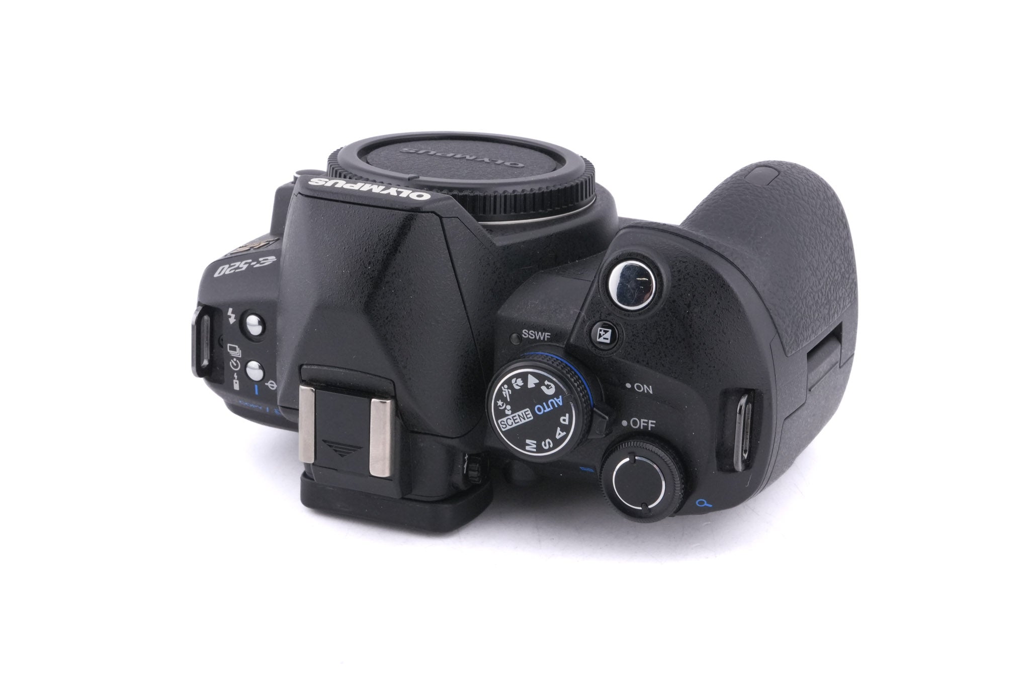 Olympus E-520
