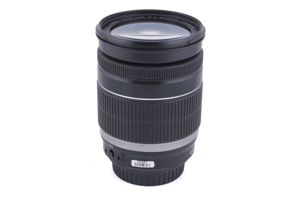 Canon 18-200mm f3.5-5.6 IS