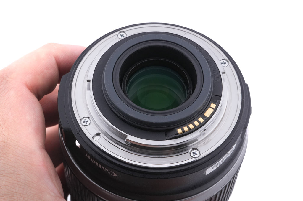 Canon 18-200mm f3.5-5.6 IS