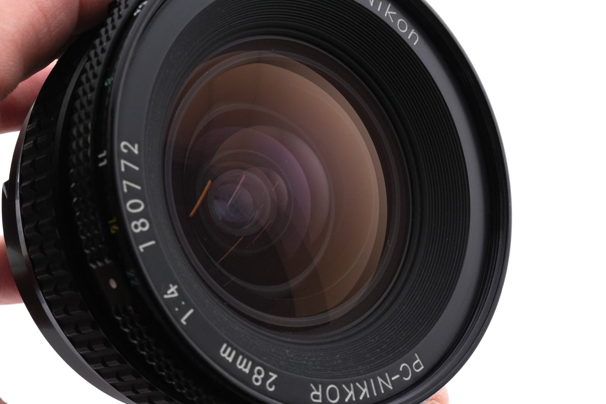 Nikon 28mm f4 PC-Nikkor