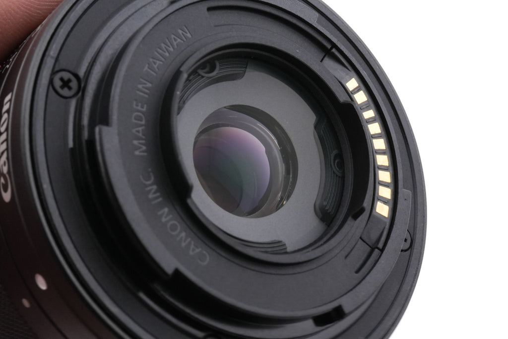 Canon 15-45mm f3.5-6.3 IS STM