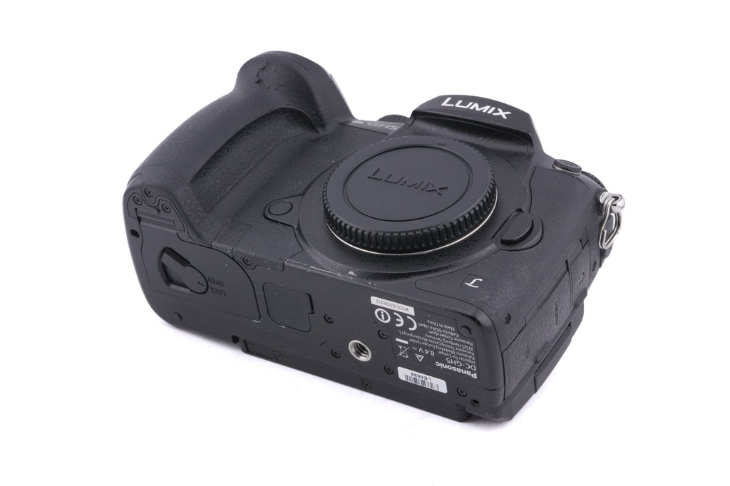 Panasonic Lumix DC-GH5