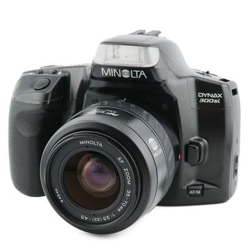 Minolta Dynax 300si + 35-70mm f3.5-4.5 AF