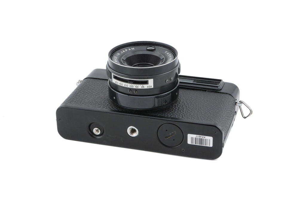 Yashica MG-1