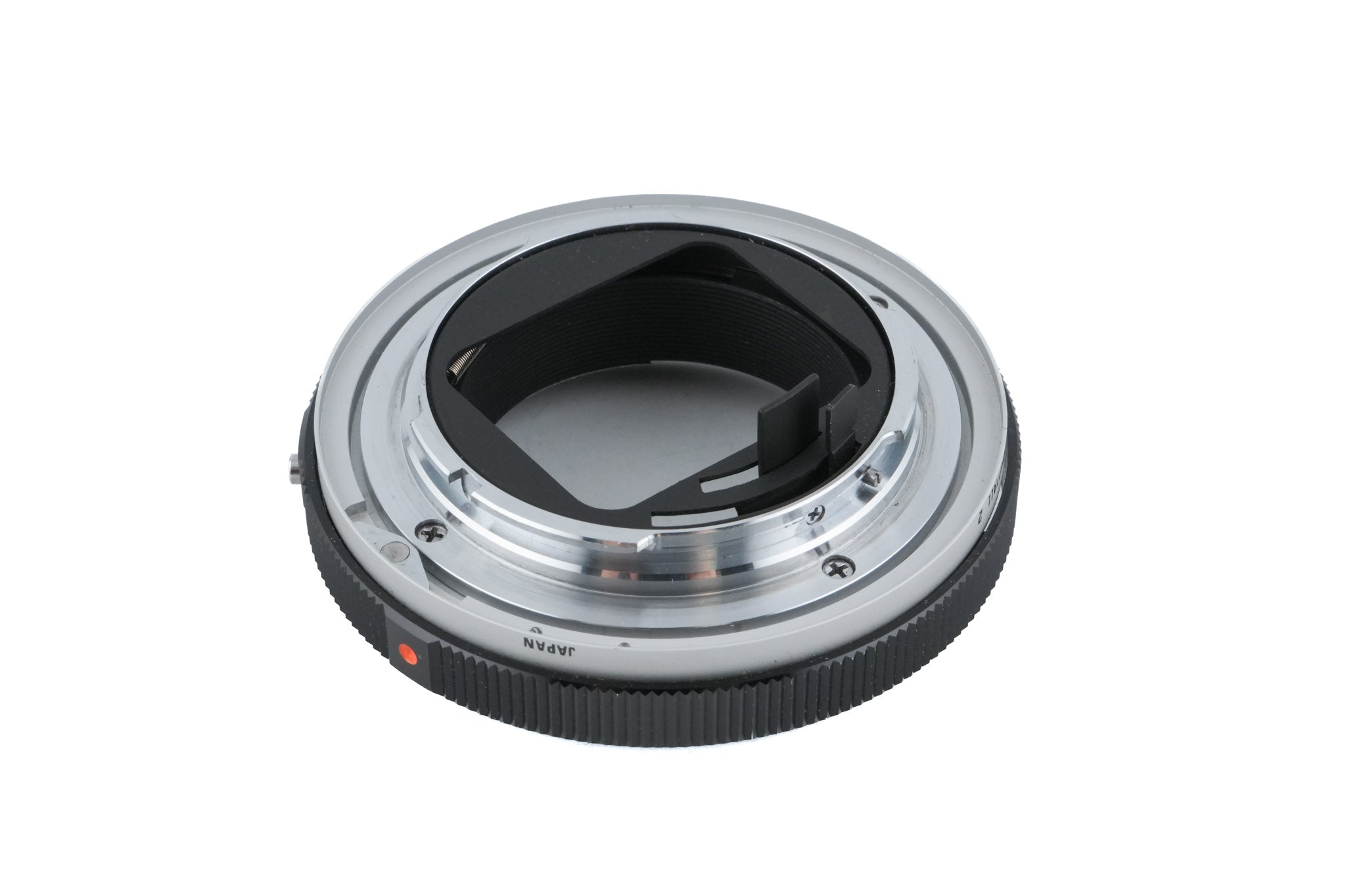 Tamron Adaptall 2 - Konica AR Adapter