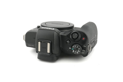 Canon EOS M50