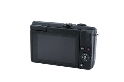 Canon EOS M200