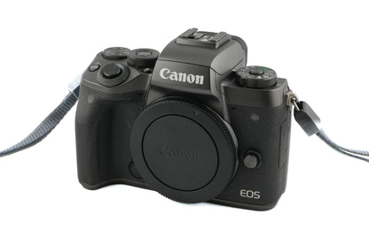 Canon EOS M5