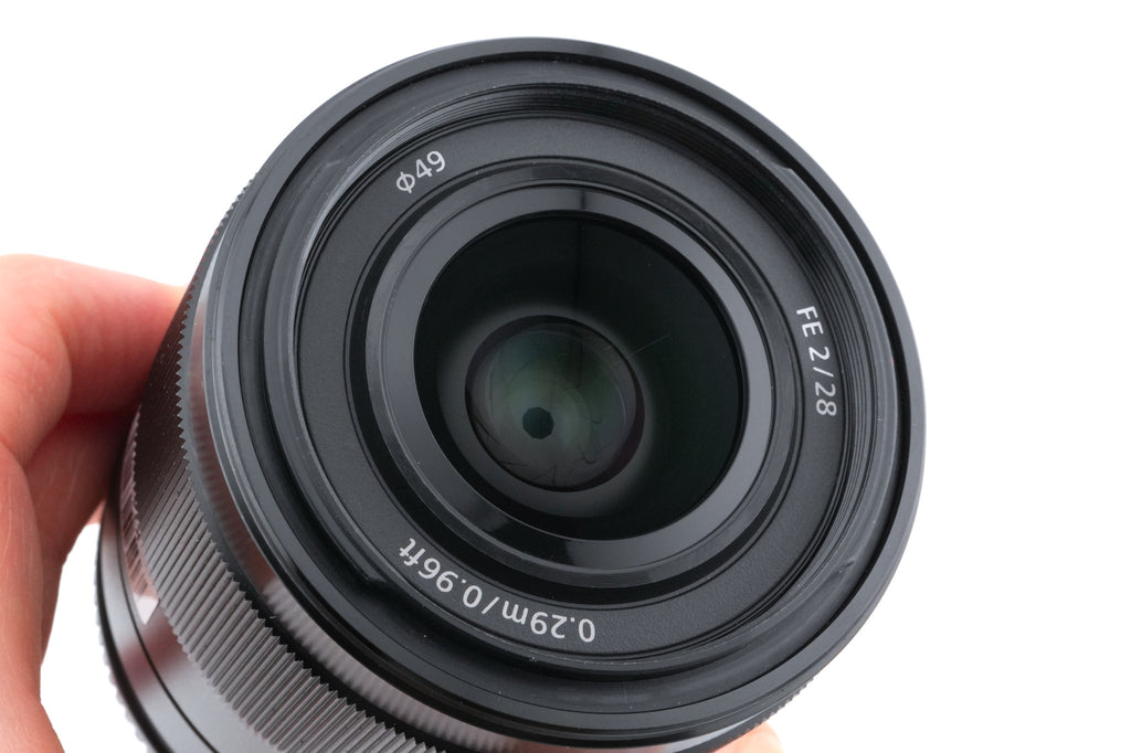 Sony 28mm f2 (SEL28F20)