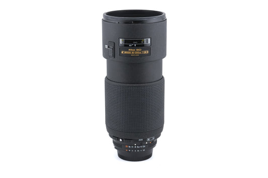 Nikon 80-200mm f2.8 AF Nikkor D ED (Second Version)