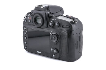 Nikon D800
