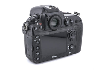 Nikon D800