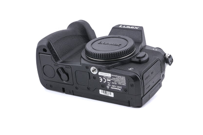 Panasonic Lumix DMC-G80