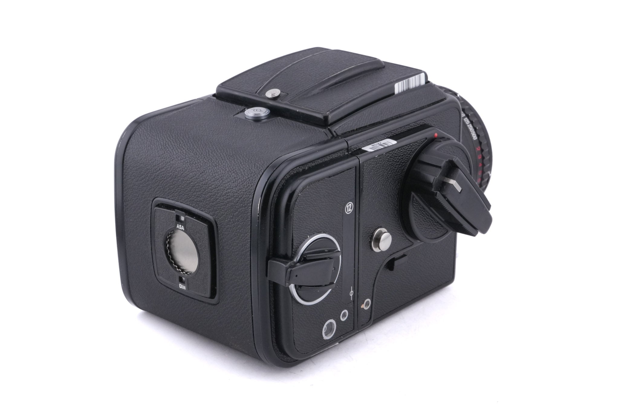 Hasselblad 500C/M (Black, 10170) + 80mm f2.8 Planar T* C (Black, 20028) + A12 Film Magazine (Black, 30147) + Waist Level Finder (Old / Black, 42277) + Acute Matte Focusing Screen (42165)