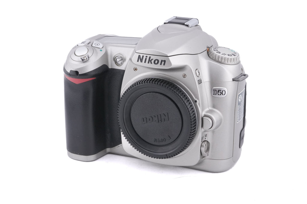Nikon D50